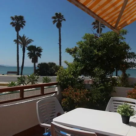 Сasa de vacaciones Pueblo Calido Three Bedroom Townhouse *