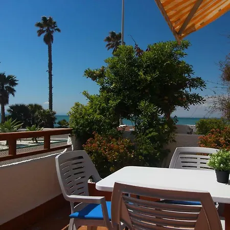 Pueblo Calido Three Bedroom Townhouse Holiday home *